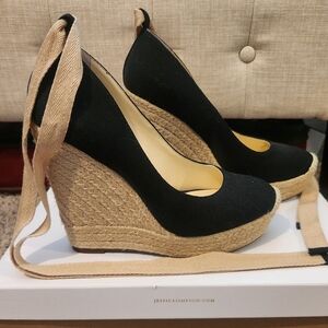 Jessica Simpson Black and Tan Wedges